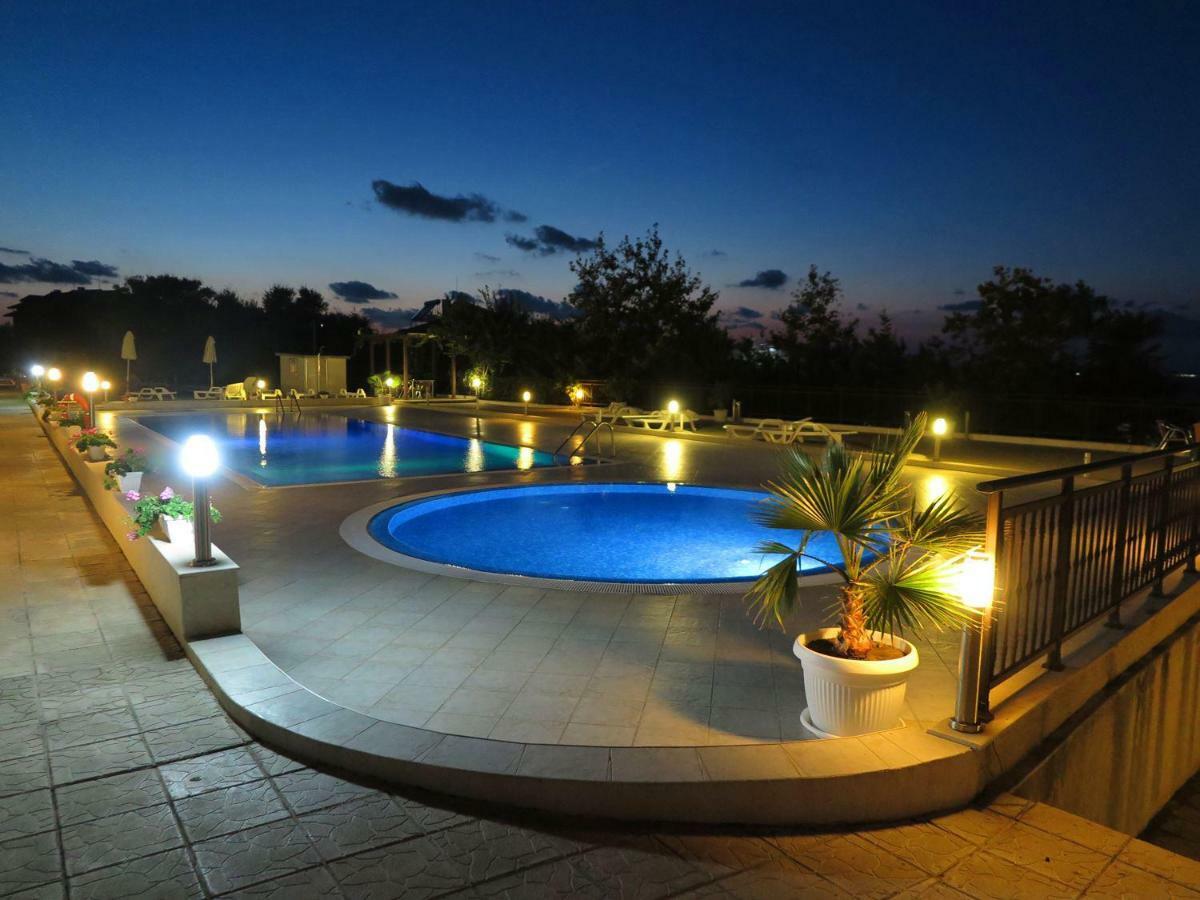 سوزوبول Menada Apolon Apartments المظهر الخارجي الصورة
